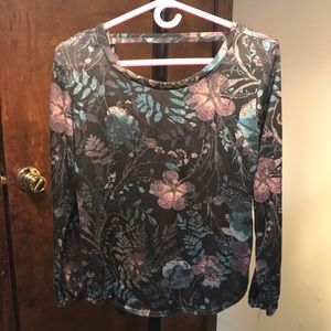 Open back long sleeve shirt